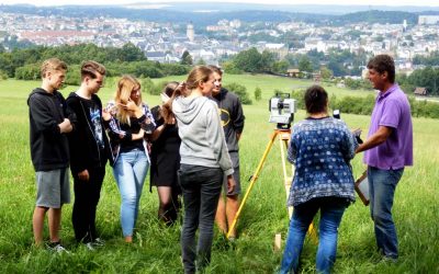 „Da steht eine Säule im Wald“