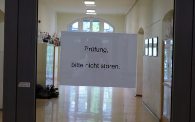 Start der Abschlussprüfungen und besonderen Leistungsfeststellungen